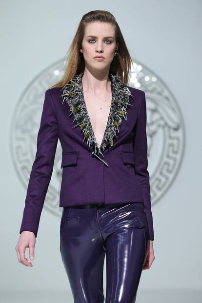 el estilo mas futurista de versace