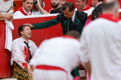 Rafaelillo, momentos después de la cogida sufrida en Pamplona.