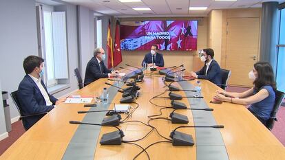 Ignacio Aguado con los portavoces de PSOE, Más Madrid, Cs y Unidas Podemos en la Asamblea de Madrid, en la reunión del pasado lunes.