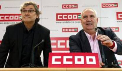 El secretario general de CCOO en Andalucía, Francisco Carbonero (d), y el secretario de Organización y Comunicación de CCOO, Fernando Lezcano (i). EFE/Archivo