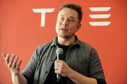 Elon Musk, dueño de la empresa automovilística Tesla y de la compañía aeroespacial SpaceX.