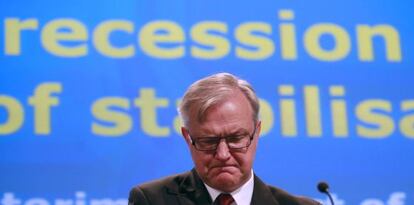 El comisario europeo de Asuntos Económicos y Monetarios, Olli Rehn, en la rueda de prensa en la que ha comentado sus nuevas previsiones.