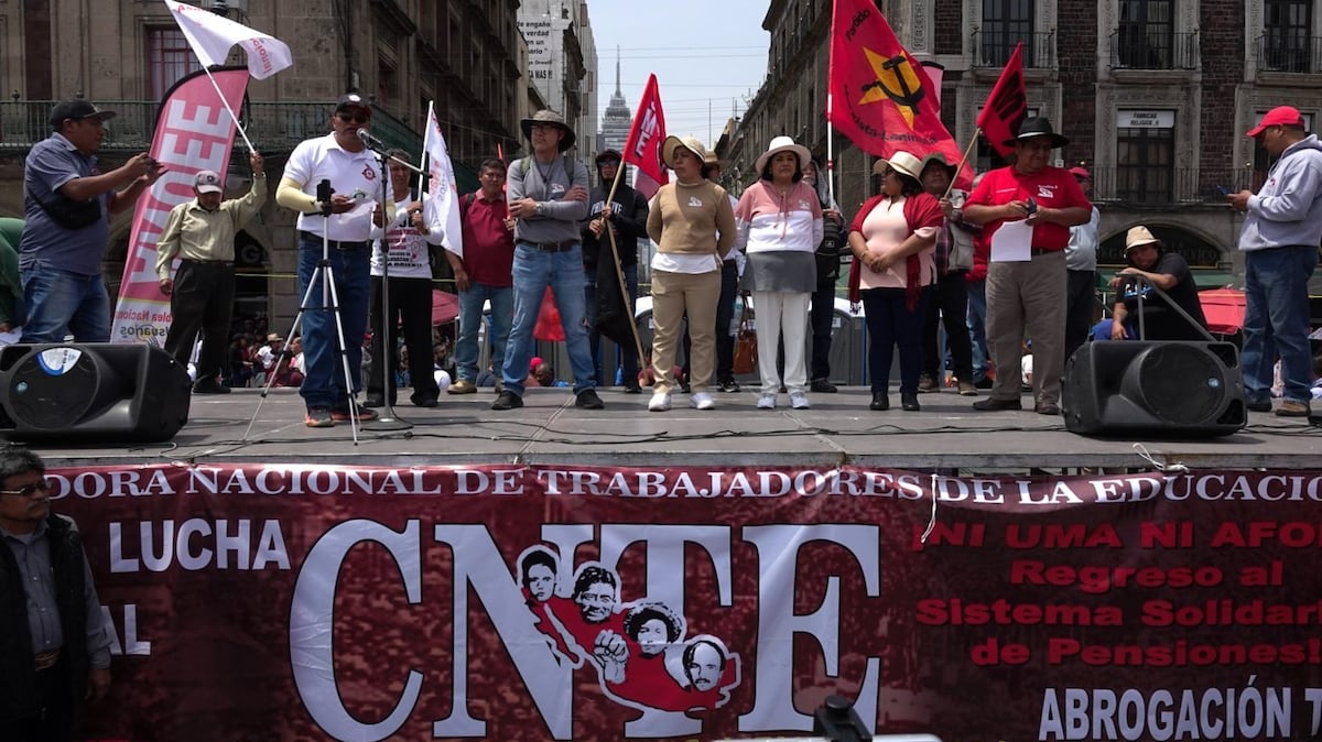 Reforma ISSSTE: Los maestros de la CNTE extreman la presión contra el ...