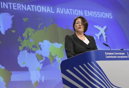 La comisaria europea de Transporte, Violeta Bulc, hoy en Bruselas.