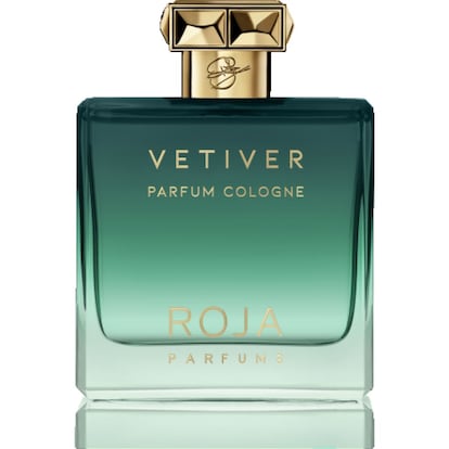 V etiver, una fragancia cálida, seca, fresca y picante de Chypré, centrada alrededor del ahumado bochornoso, refrescado por notas cítricas y verdes. Estas son las notas principales del perfume Vetiver de Roja Parfums, en el que el dinamismo de la bergamota, el limón y el arbusto Litsea Cubeba –similar al limón– se amplifican con una mezcla picante de pimienta, pimienta rosa, nuez moscada y alcaravea. También se dejan ver inusuales toques a semilla de apio, a madera de cedro y a musgo de roble con reminiscencias de cuero. Precio: 275 euros.