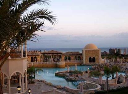 Piscina del hotel Westin, en el <b><i>resort</b></i> Real de Faula.