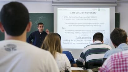 Uma aula em inglês na Universidade Politécnica da Catalunha (UPC).