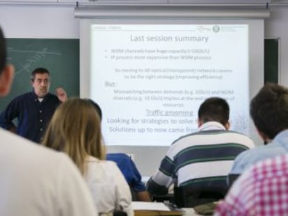 A class delivered in English at Catalonia's Polytechnic University (UPC).