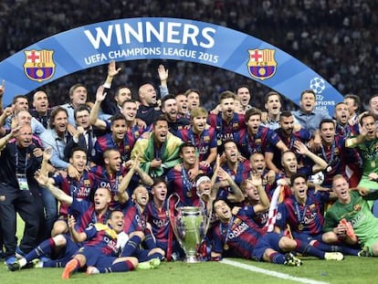 El Barça celebra el títol a l'estadi de Berlín.