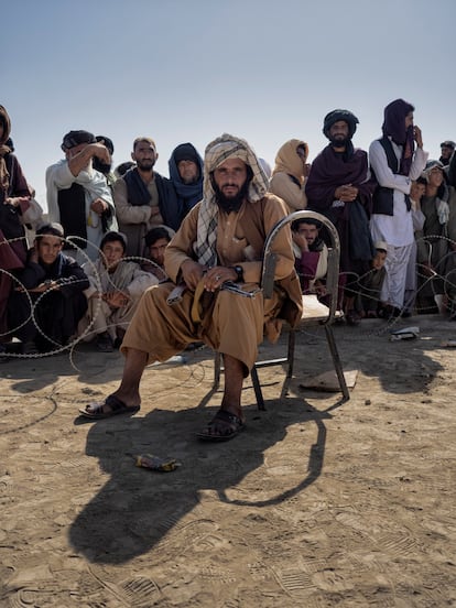 El dirigente fudamentalista Khalil al-Rahman Haqqani, el viernes en una mezquita de Kabul.