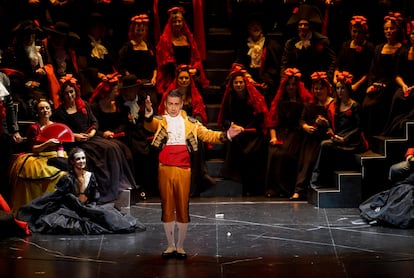 Actuación de la Zarzuela ‘Pan y toros’ de Asenjo Barbieri en el Palau de les Arts de València.