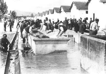 Presos en el de Miranda de Ebro, Burgos (Fotografía perteneciente al libro 'Historia del campo de concentración de Miranda de Ebro').