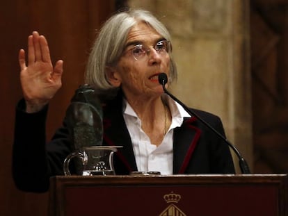 Donna Leon da su discurso tras recoger el Premio Pepe Carvalho.