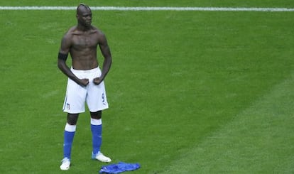 Balotelli, tras marcar su segundo gol.