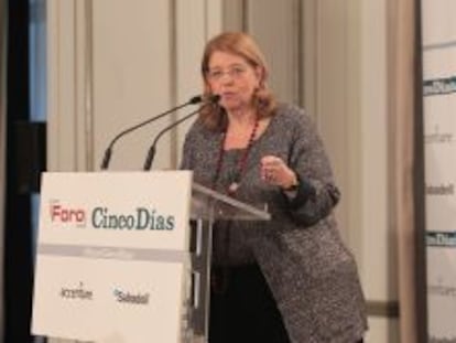 La presidenta de la CNMV, Elvira Rodr&iacute;guez, en el Foro Cinco D&iacute;as.