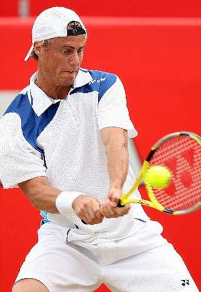 Una victoria en el US Open de 2001, y otra en Wimbledon 2002 dberían ser suficientes avales para confiar en el australiano Lleyton Hewitt. Tras sus problemas la temporada pasada, su buena actuación en Roland Garros, en donde sólo pudo ser derrotado por el mejor Nadal, le han colocado en la terna de favoritos para el torneo londinense este año.