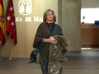 La presidenta del Colectivo de Víctimas del Terrorismo (Covite), Consuelo Ordoñez, a su llegada a la Comisión De Presidencia, Justicia y Administración Local en la Asamblea de Madrid, el 5 de febrero de 2024.