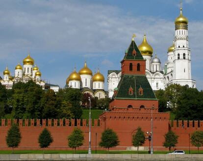 <b>¿Réplica u original?</b> <br>Original. Este conjunto de edificios, tanto civiles como religiosos, que se entienden como sinónimo del gobierno ruso, se encuentra en Moscú y fueron construidos entre el siglo XI y XII.