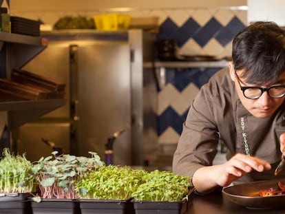 El chef Julio Zhang en local e Madrid Soy Kitchen.