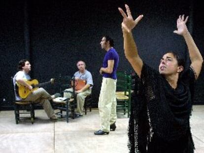 Hiniesta Cortés durante el ensayo de Malena en el estudio de La Pañoleta.