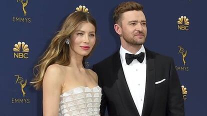 Justin Timberlake y Jessica Biel, en los premios Emmy de 2018.