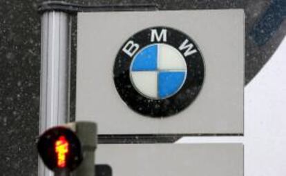 Logo del fabricante de coches alemán BMW en Munich, Alemania. EFE/Archivo