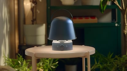 ikea, lampara con altavoz, altavoz bluetooth, lampara exterior, lampara portatil terraza