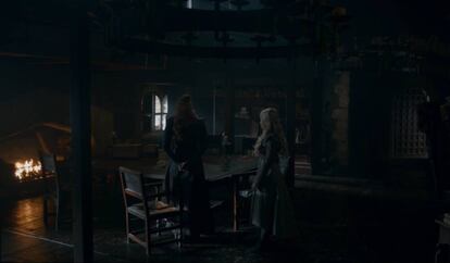 <p>Momento: Sansa y Daenerys teniendo una conversación sobre la situación a la que se enfrentan e intentando llegar a una especie de tregua.</p><p>¿Por qué? Porque son dos mujeres, conscientes de que lo son, discutiendo sobre política, sin concesiones. Daenerys le dice a Sansa: "Tenemos algo más en común. Sabemos lo que es liderar a gente poco inclinada a aceptar el mando de una mujer".