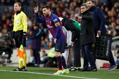 Messi vuelve al campo tras su lesión ante el Valencia.