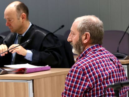 Francisco Javier Almeida, durante la segunda sesión de su juicio en la Audiencia Provincial de Logroño, el 21 de marzo.