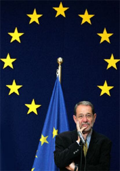 Javier Solana comparece ante la prensa en la sede de la Comisión, en Bruselas