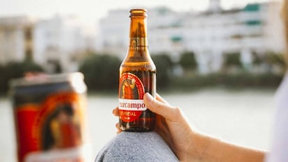 Cerveza Cruzcampo.