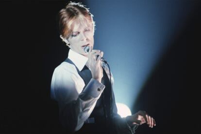 El cantante británico David Bowie, durante un concierto.