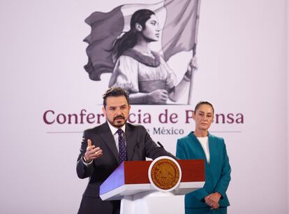 Robledo, director general del IMSS y Claudia Sheinbaum durante conferencia de prensa de este lunes en Palacio Nacional, donde se destacó el tema de salud.