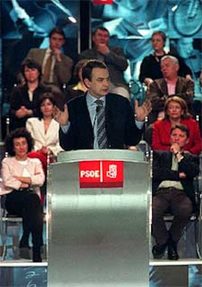 José Luis Rodríguez Zapatero, durante un acto preelectoral del PSOE.