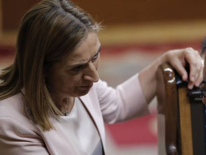 La presidenta del Congreso, Ana Pastor, y Mariano Rajoy.