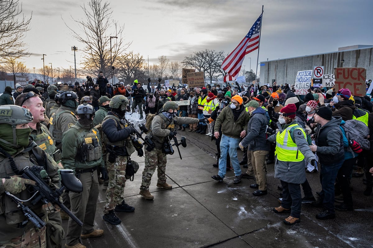 Escala la crisis en Estados Unidos tras dos días sacudidos por la muerte de una mujer a manos del ICE