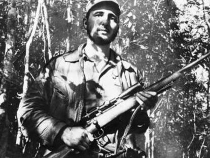 Fidel Castro murió como un vencedor  en la cama y loado por el régimen que fundó. Su muerte coincidió con el 60 aniversario de la salida de la expedición castrista a Cuba