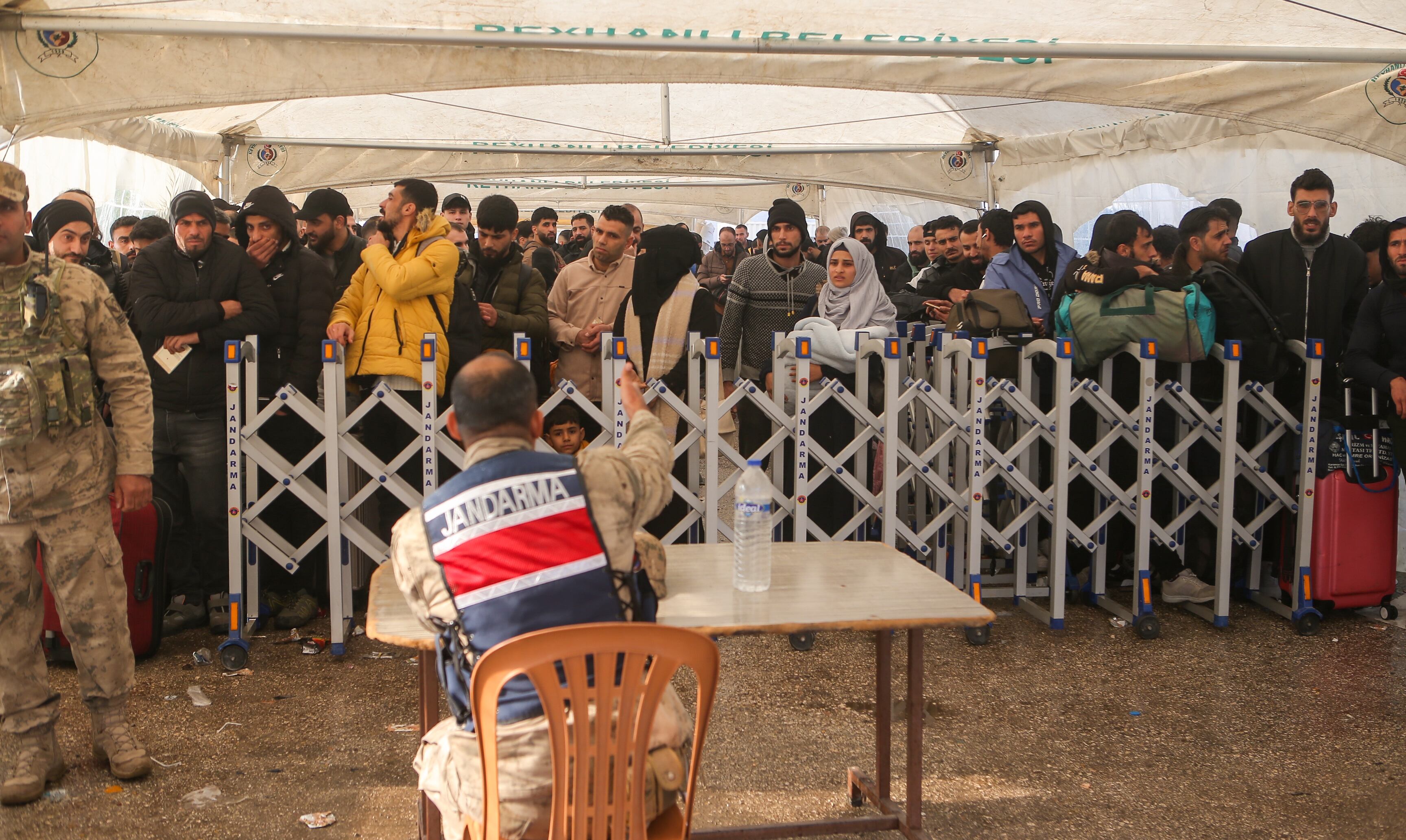 Conflicto en Siria, en directo | Los combates entre kurdos y proturcos provocan 80.000 desplazados en el norte de Siria