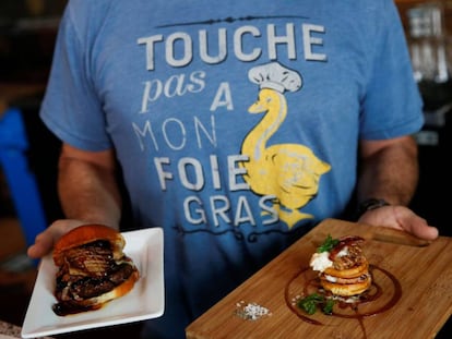 Un chef californiano muestra dos recetas con foie gras, en una imagen de archivo.