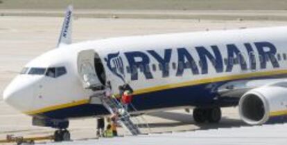 Avi&oacute;n de la aerol&iacute;nea Ryanair.