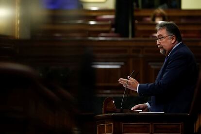 El diputado de Foro Asturias, Isidro Martínez Oblanca, en la tribuna del Congreso el pasado 14 de octubre.