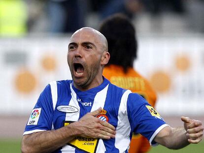 De la Peña celebra un tanto del Espanyol en un partido de Liga ante el Mallorca hace dos años.
