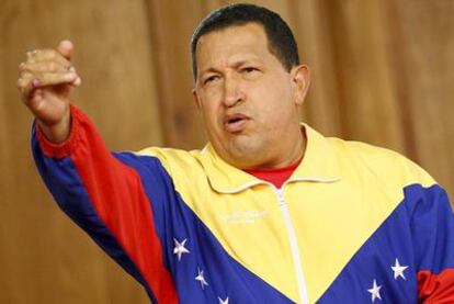 El presidente de Venezuela Hugo Chavez, durante una conferencia de prensa en el Palacio de Miraflores, en Caracas, tras la victoria en las elecciones legislativas de 2010