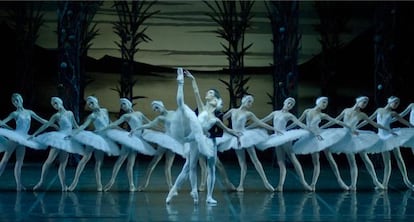 'El lago de los cisnes' del Ballet Nacional Ucraniano de Odessa.