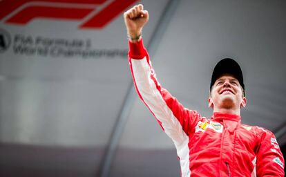 Vettel celebra la victoria en Spa. 