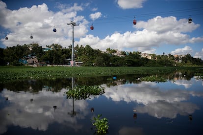 Vista del río Ozama y del Teleférico en Santo Domingo, República Dominicana. Foto: Banco Mundial