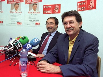 Angel Franco y Blas Bernal en un acto en 2003