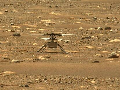 El ‘Ingenuity’ vuela sobre la superficie de Marte