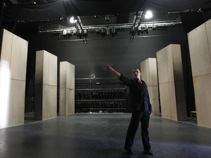 Ensayo del espectáculo <b><i>Paseo por el amor y la muerte, </b></i>de Fernando Romero, en la Bienal de Sevilla.